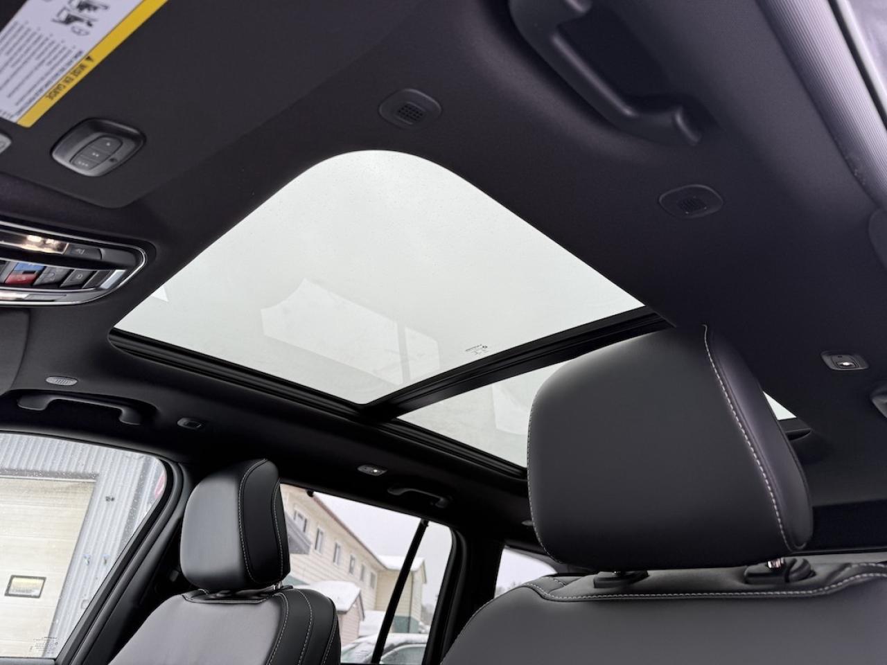 2025 Jeep Grand Cherokee LIMITED 4X4 Photo