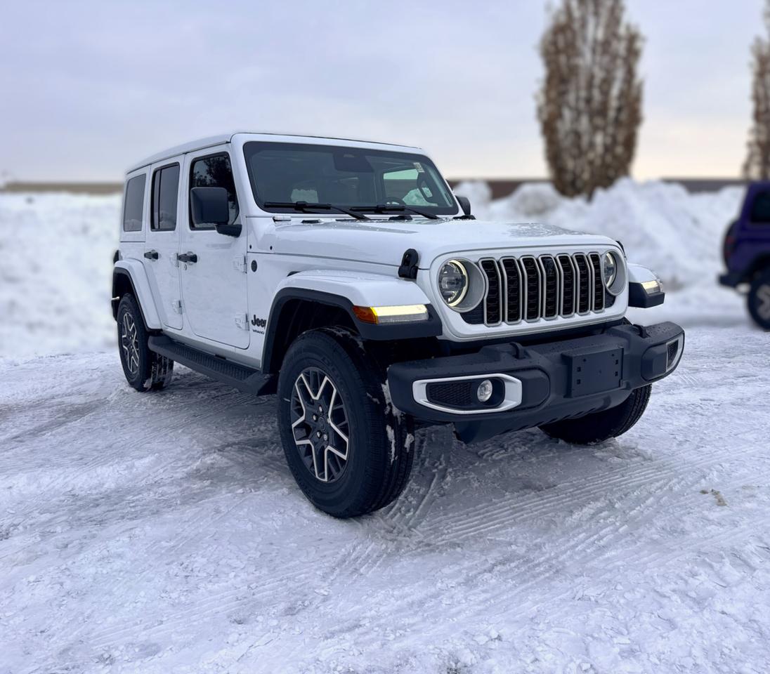 2026 Jeep Wrangler Sahara 4 Door 4x4 Photo2