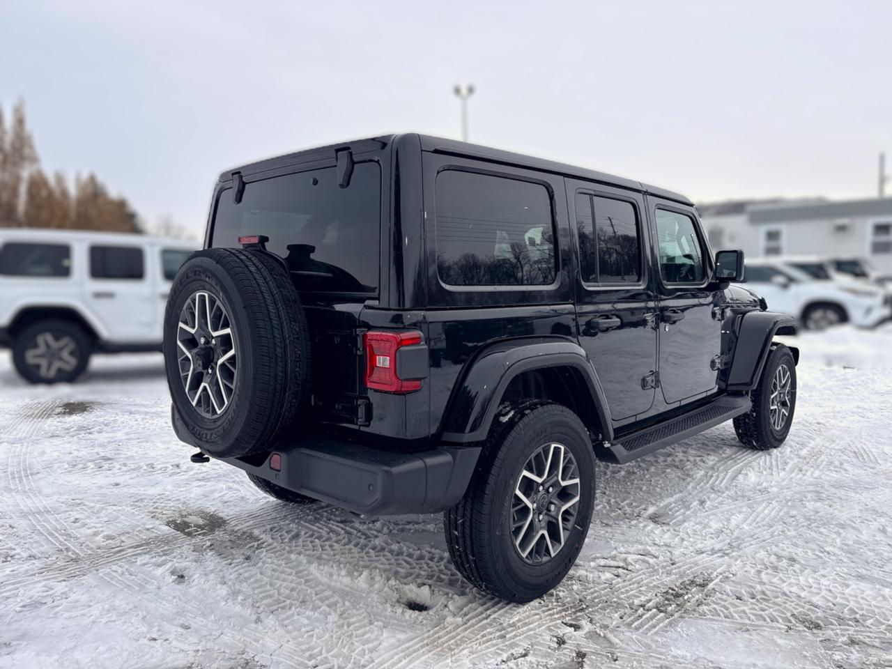 2026 Jeep Wrangler Sahara 4 Door 4x4 Photo4