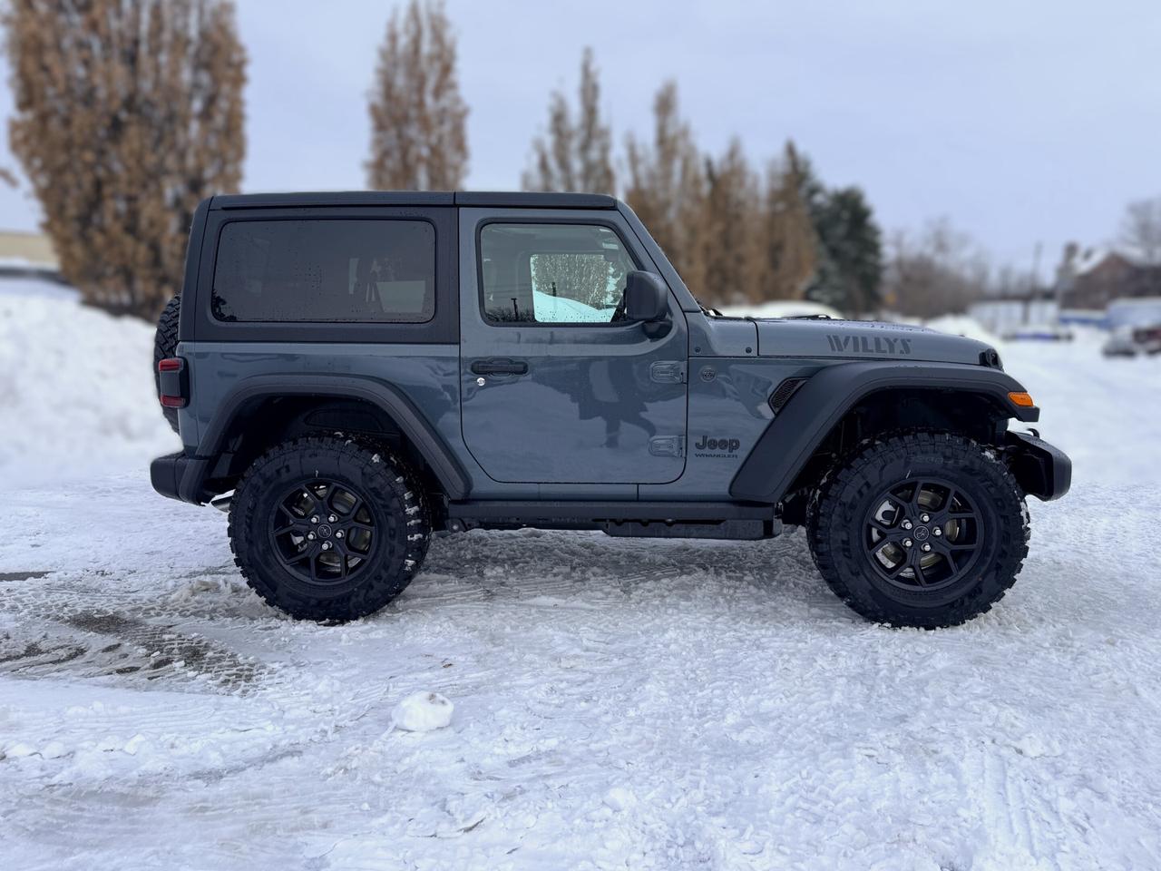 2026 Jeep Wrangler Willys 2 Door 4x4 Photo3