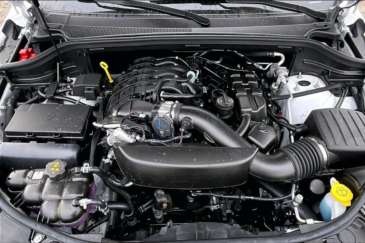 2026 Dodge Durango GT PLUS AWD | Blacktop Redline | SRT Seats Photo