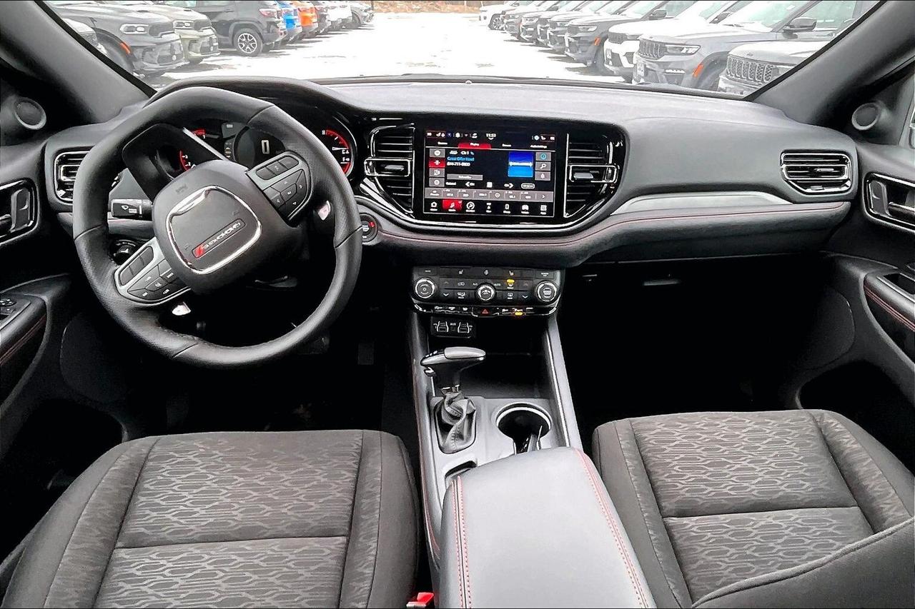 2026 Dodge Durango GT | 7 SEATER | BLACKTOP | CARPLAY | GPS NAV | AWD Photo4