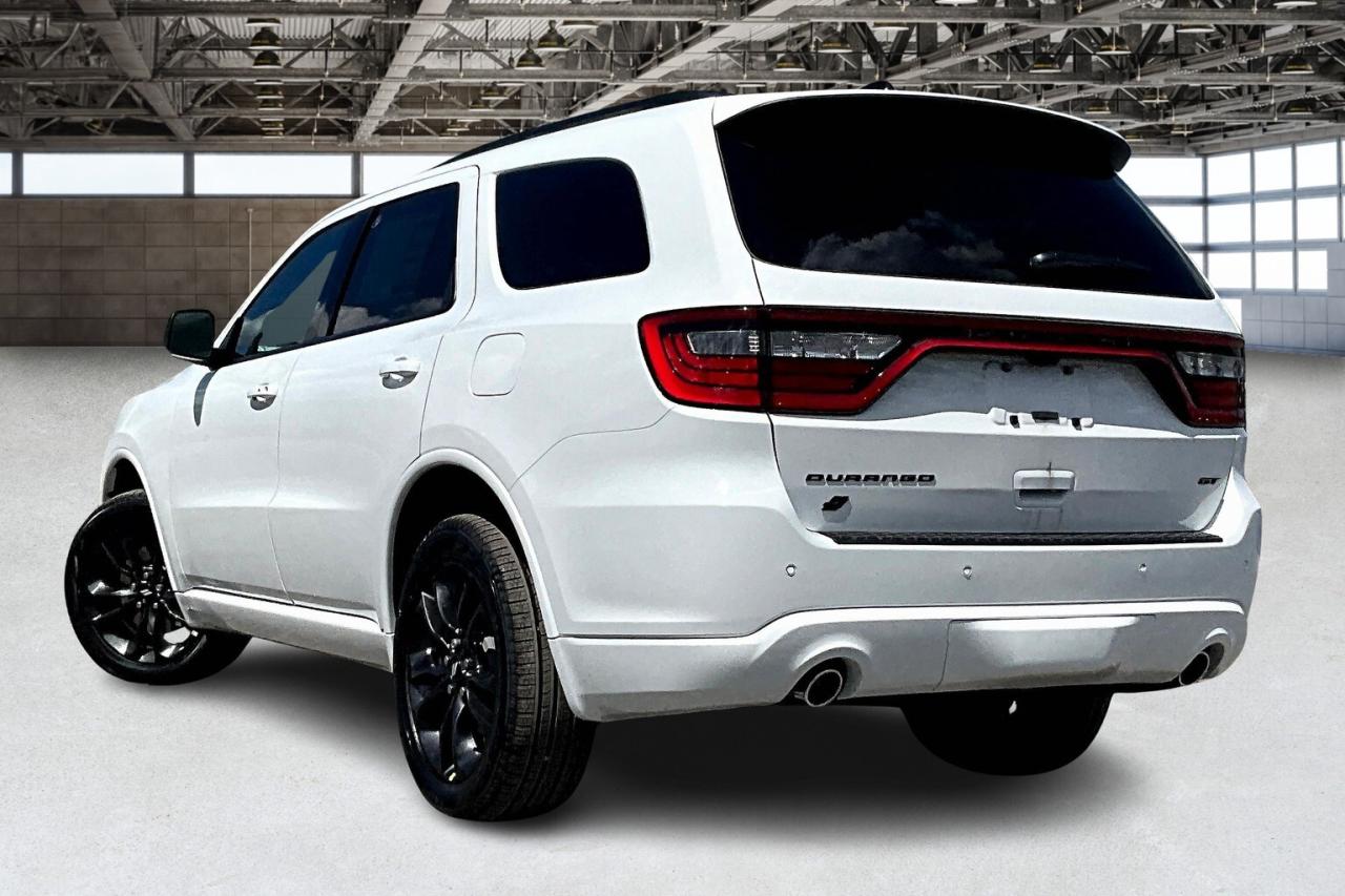2026 Dodge Durango GT PLUS AWD | Leather | Sunroof | Blacktop | 4x4 Photo2