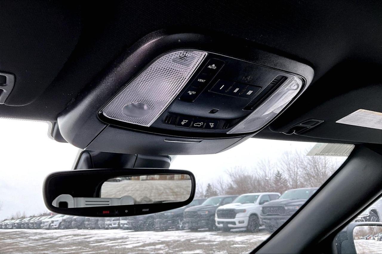 2026 Dodge Durango GT PLUS AWD | Leather | Sunroof | Blacktop | 4x4 Photo