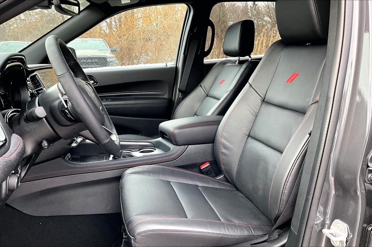 2026 Dodge Durango GT PLUS AWD | Leather | Sunroof | Blacktop | 4x4 Photo