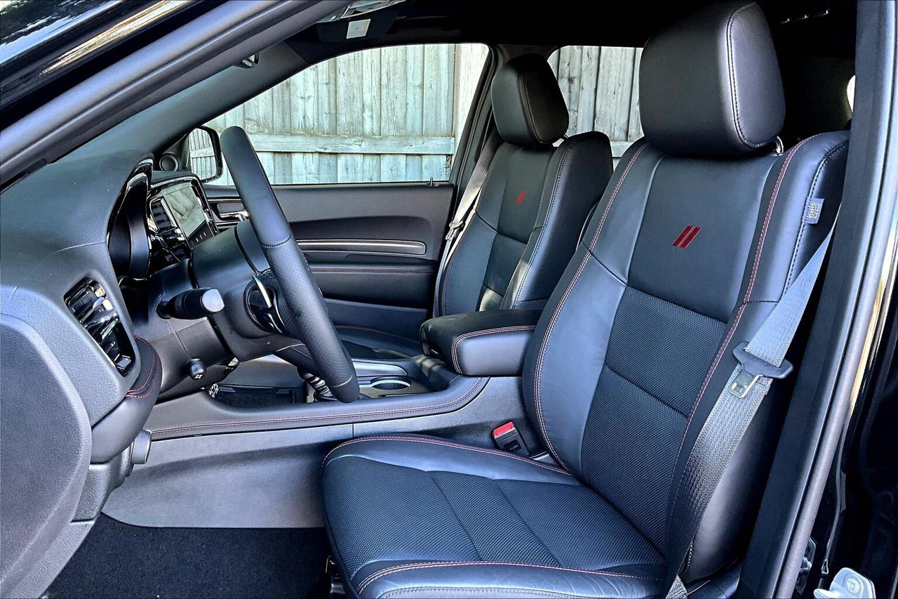 2026 Dodge Durango GT PLUS AWD | Leather | Sunroof | Blacktop | 4x4 Photo