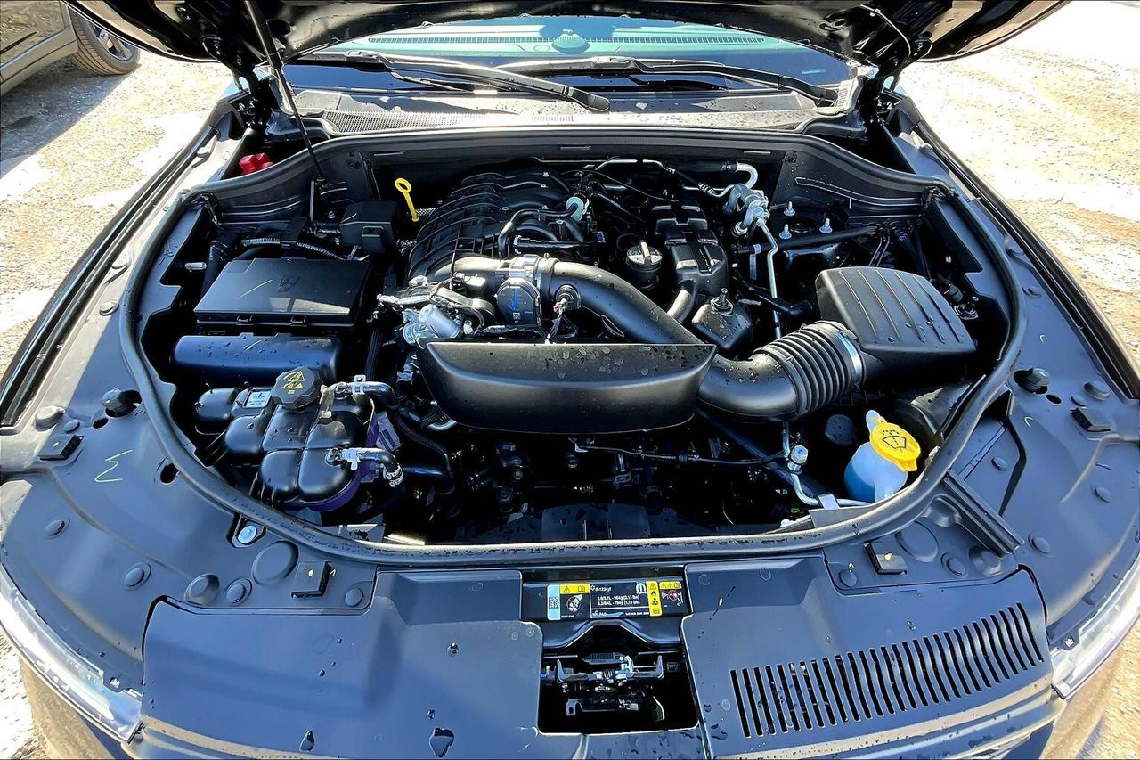 2026 Dodge Durango GT PLUS AWD | Leather | Sunroof | Blacktop | 4x4 Photo