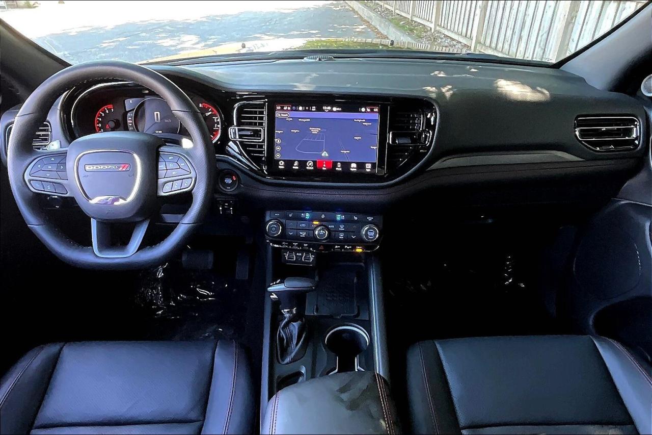2026 Dodge Durango GT PLUS AWD | Leather | Sunroof | Blacktop | 4x4 Photo4