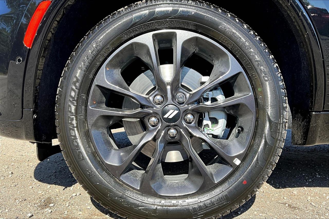 2026 Dodge Durango GT PLUS AWD | Leather | Sunroof | Blacktop | 4x4 Photo