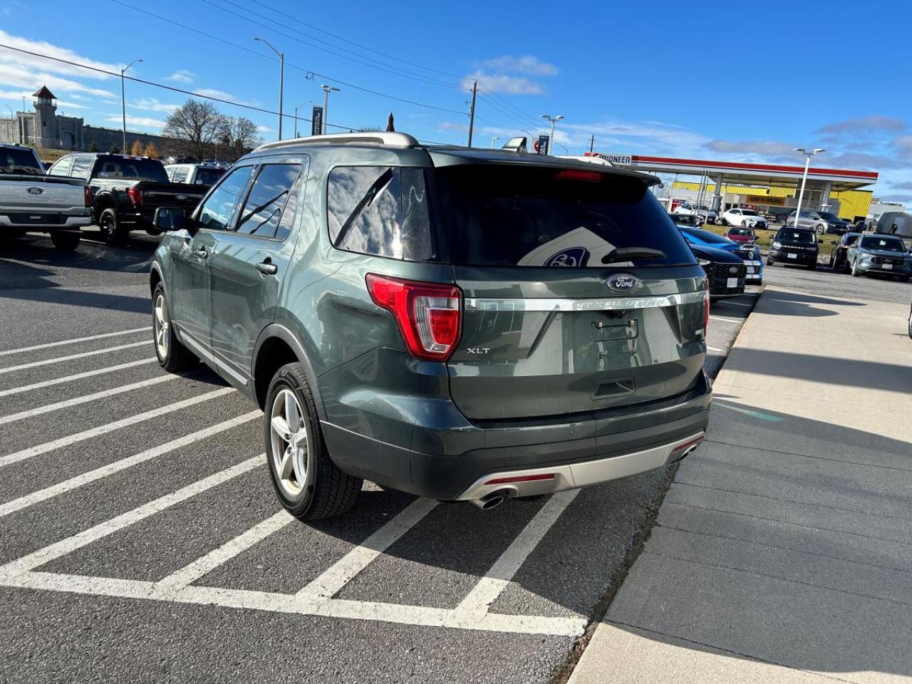 2016 Ford Explorer XLT Photo
