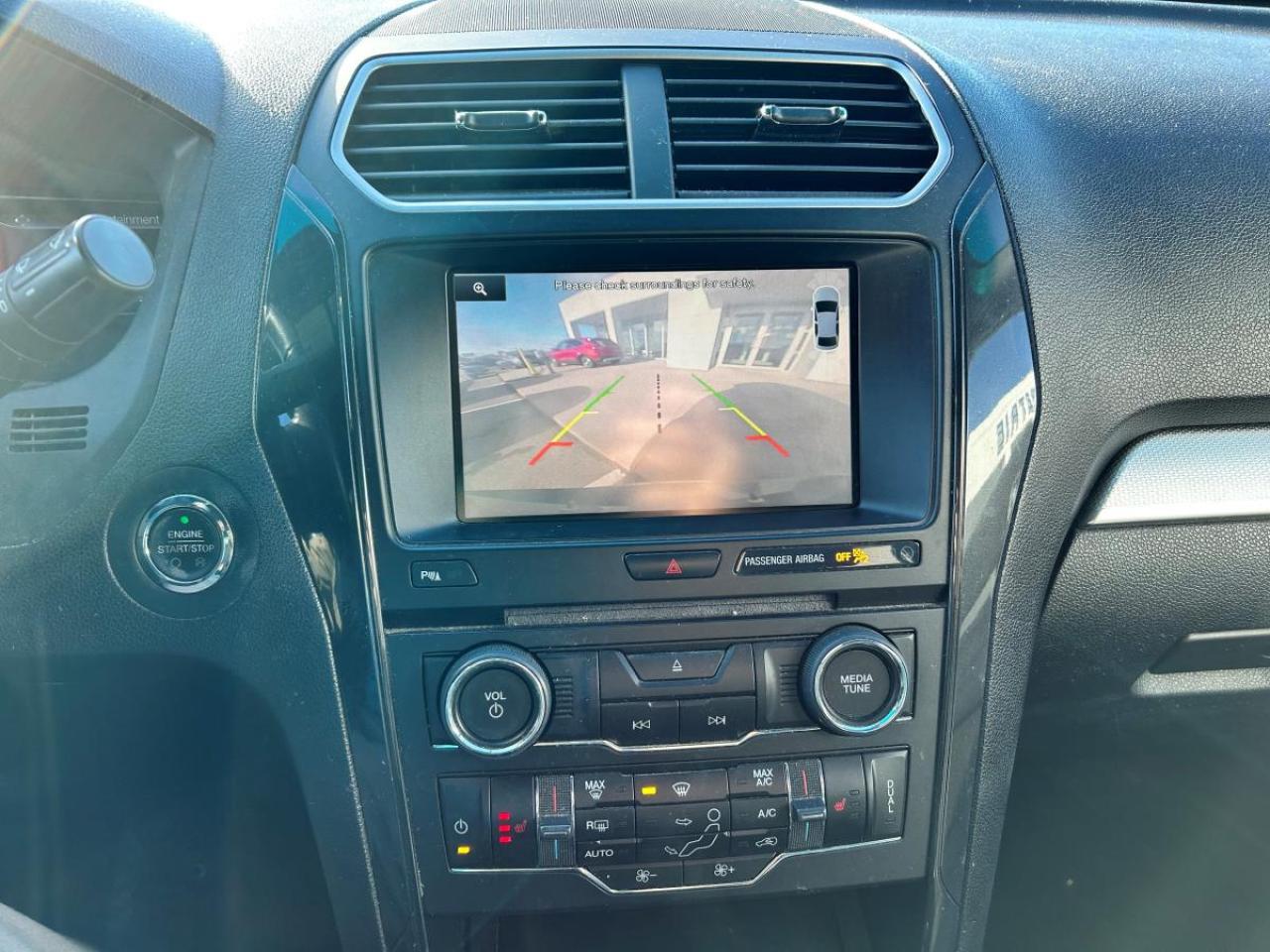 2016 Ford Explorer XLT Photo