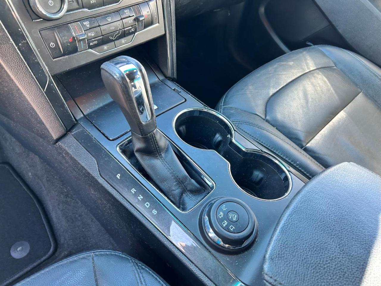 2016 Ford Explorer XLT Photo