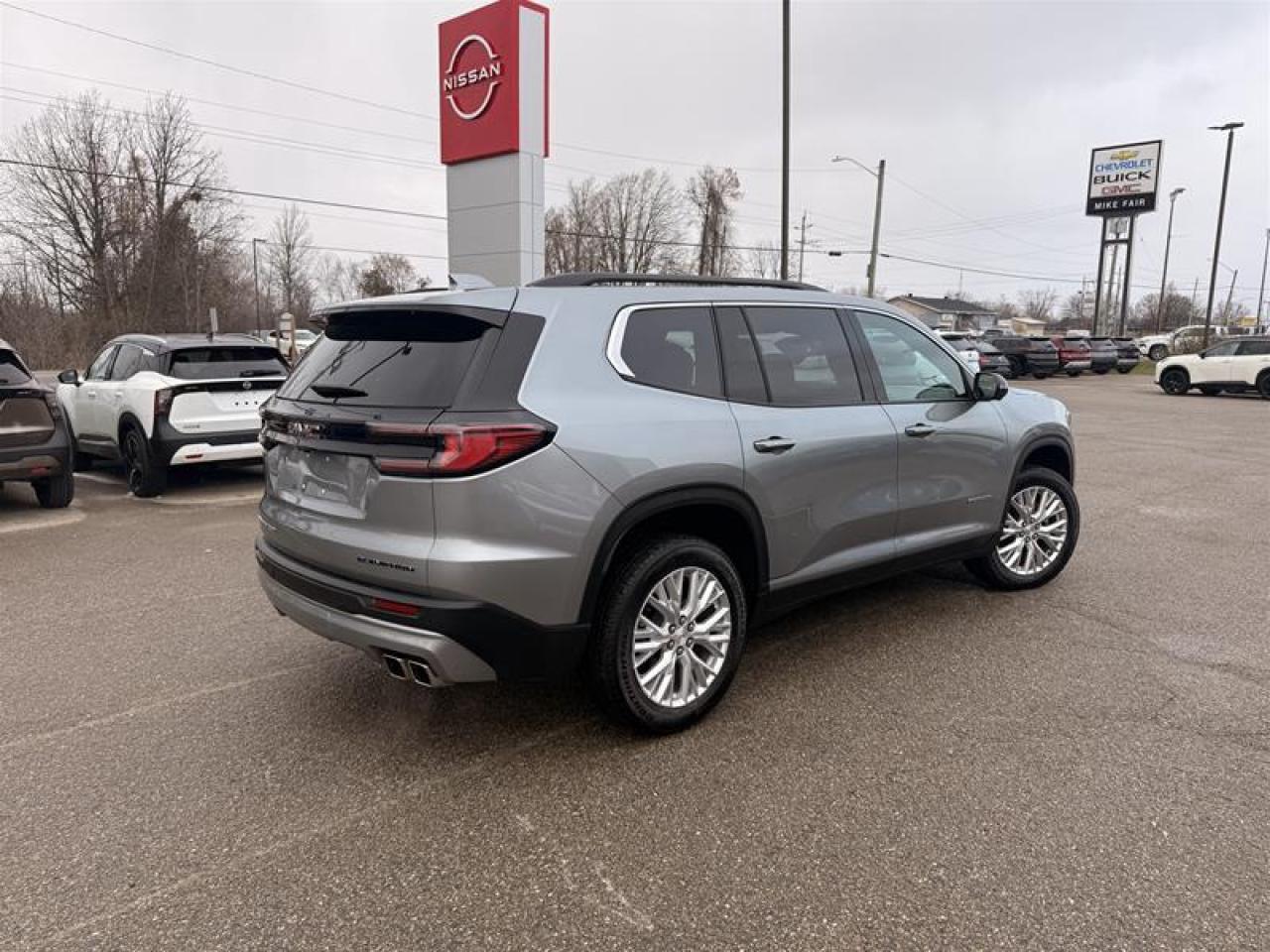 2025 GMC Acadia AWD Elevation Photo4