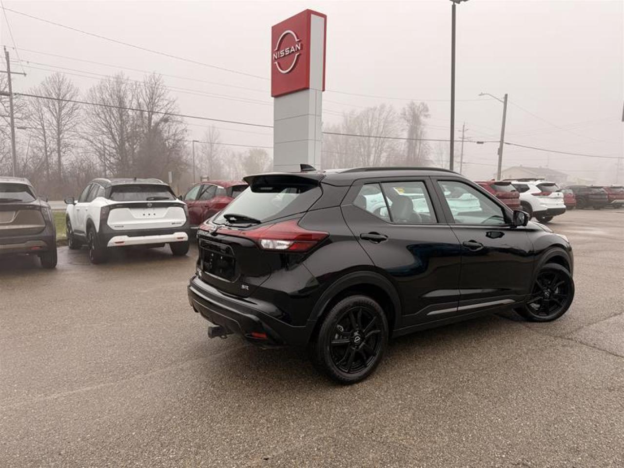 2024 Nissan Kicks SR FWD Photo