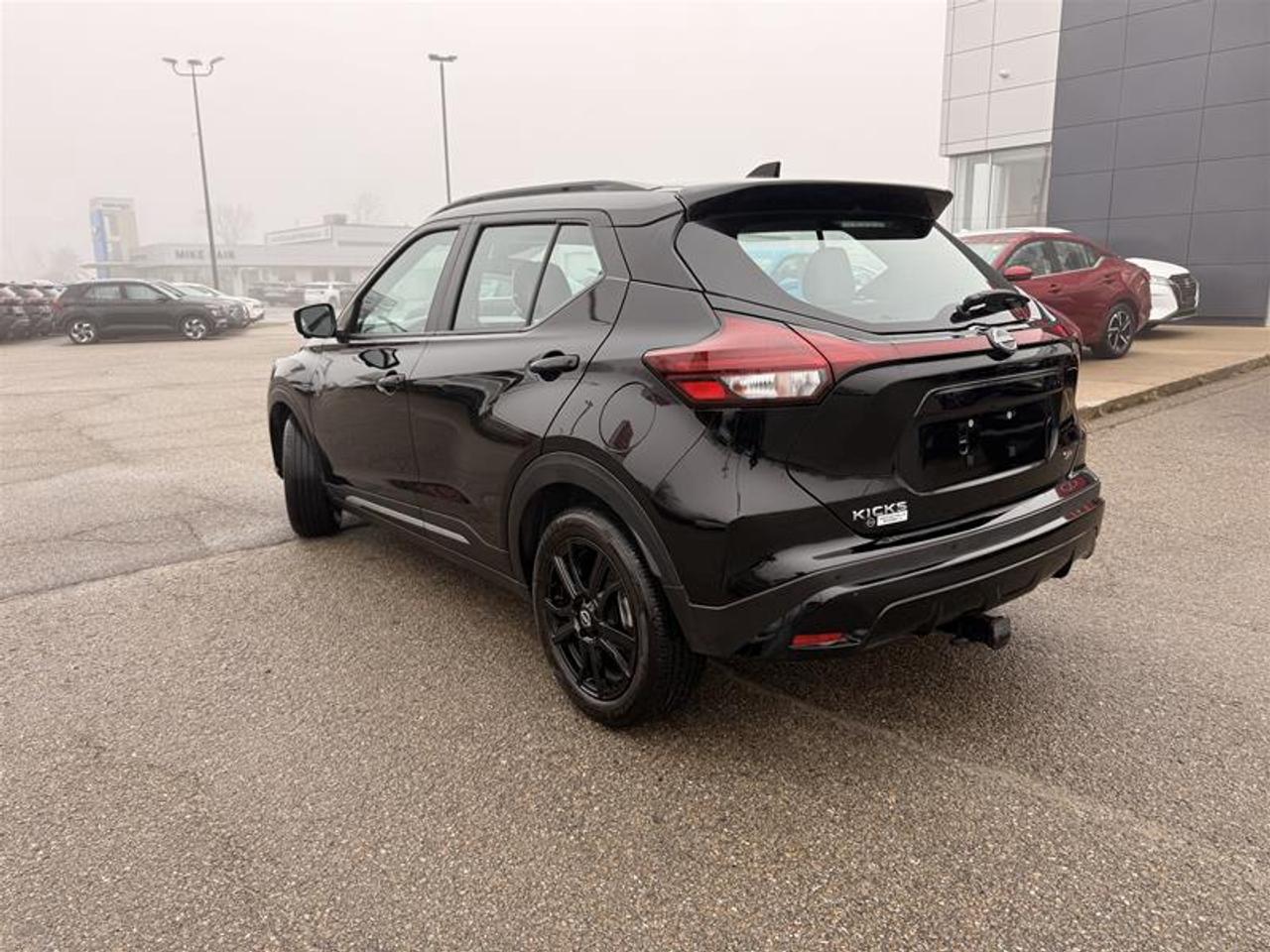 2024 Nissan Kicks SR FWD Photo