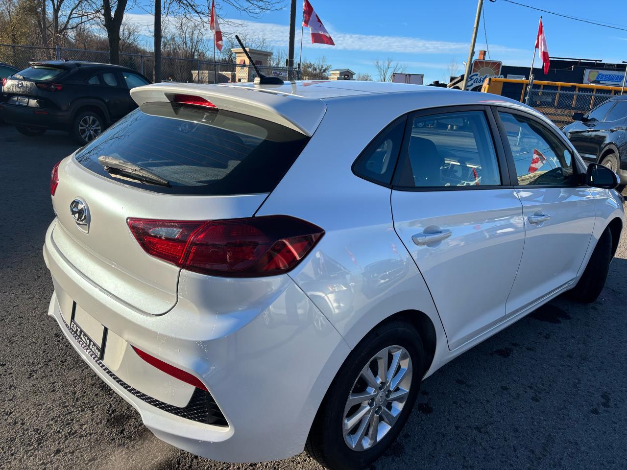 2019 Hyundai Accent Preferred, Hatchback, Auto, Back-Up-Camera, Alloys Photo