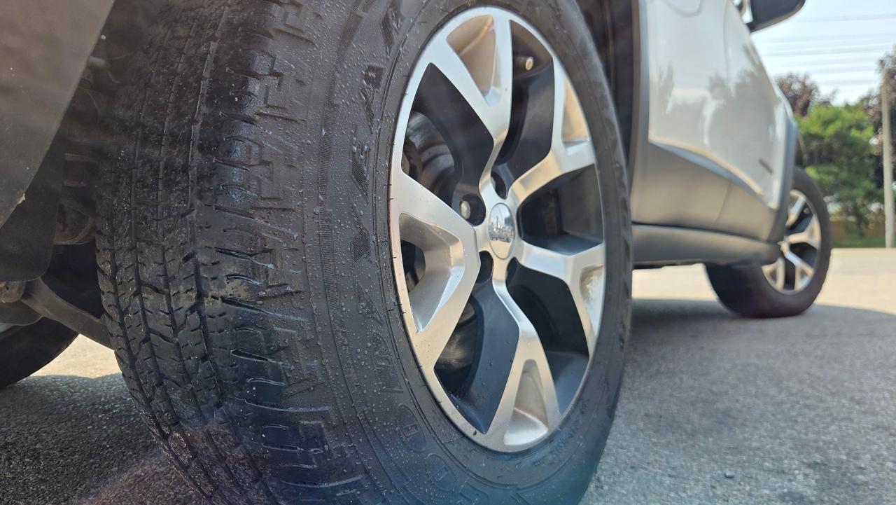 2015 Jeep Cherokee Trailhawk - Photo #22