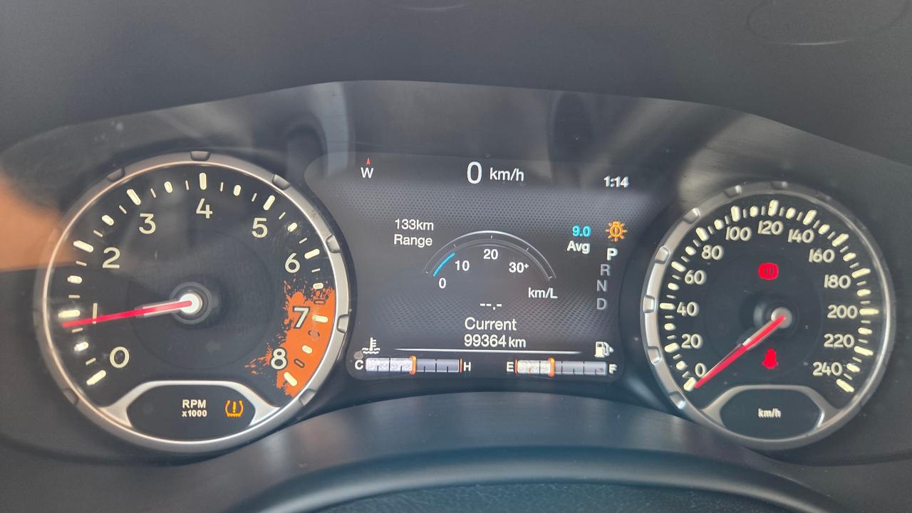 2016 Jeep Renegade Limited - Photo #15