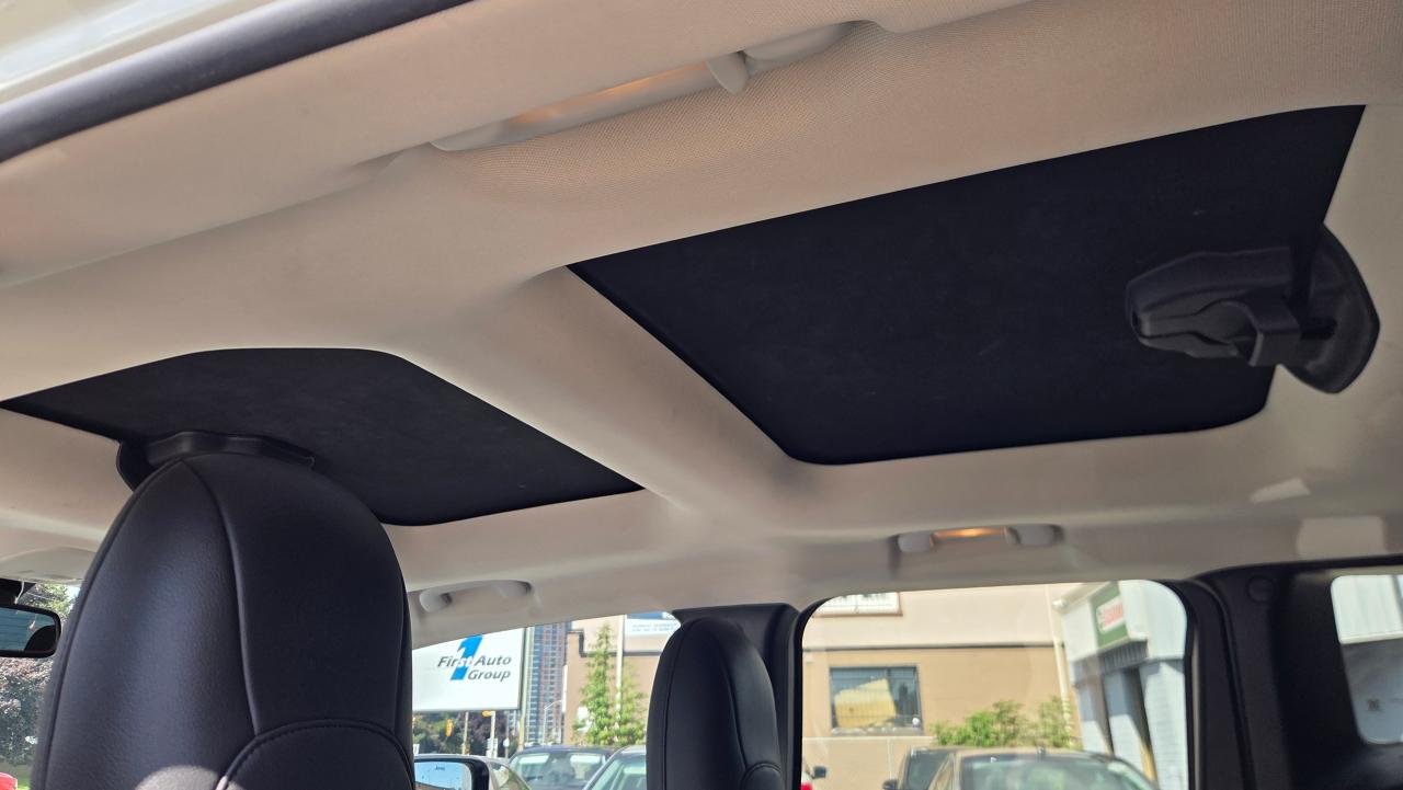 2016 Jeep Renegade Limited - Photo #12