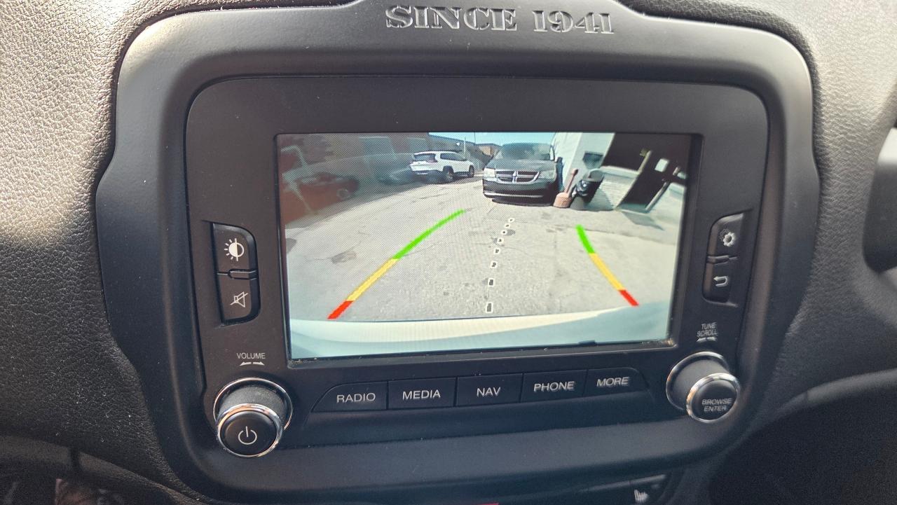 2016 Jeep Renegade Limited - Photo #13