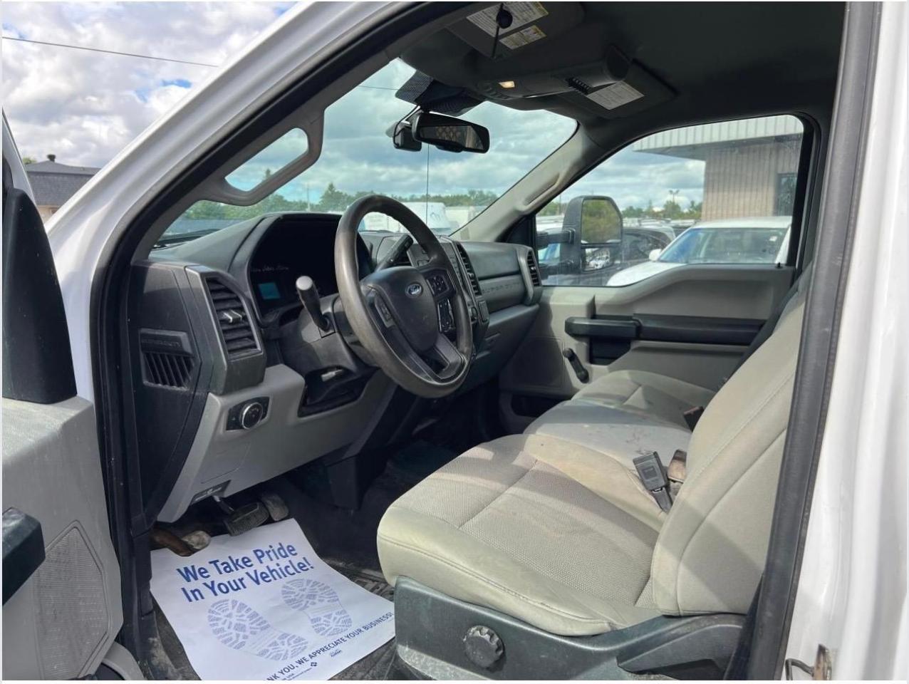 2021 Ford F-550  - Photo #8