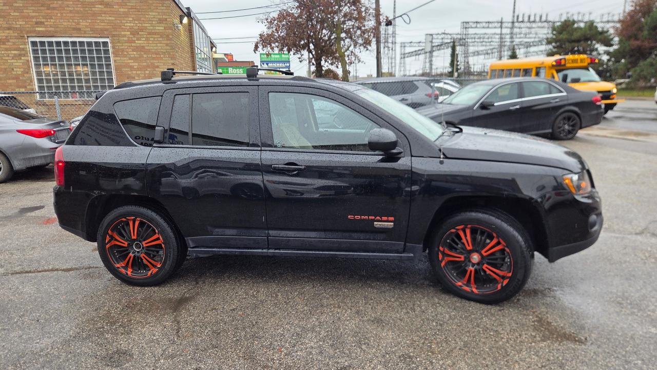 2017 Jeep Compass 75TH ANNIVERSARY - Photo #5