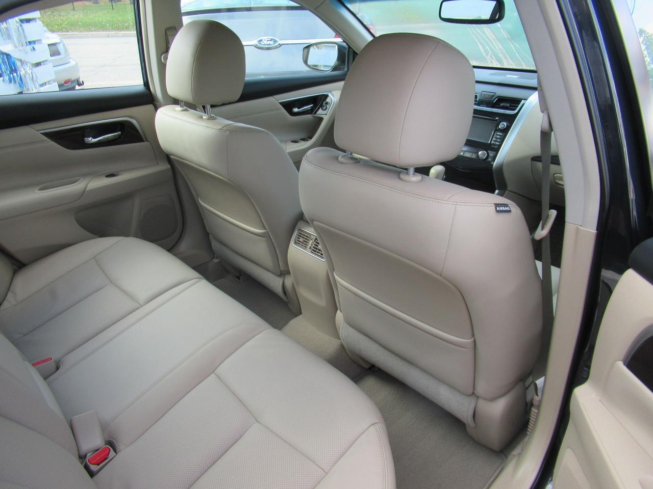 2013 Nissan Altima 3.5 SL - Photo #8