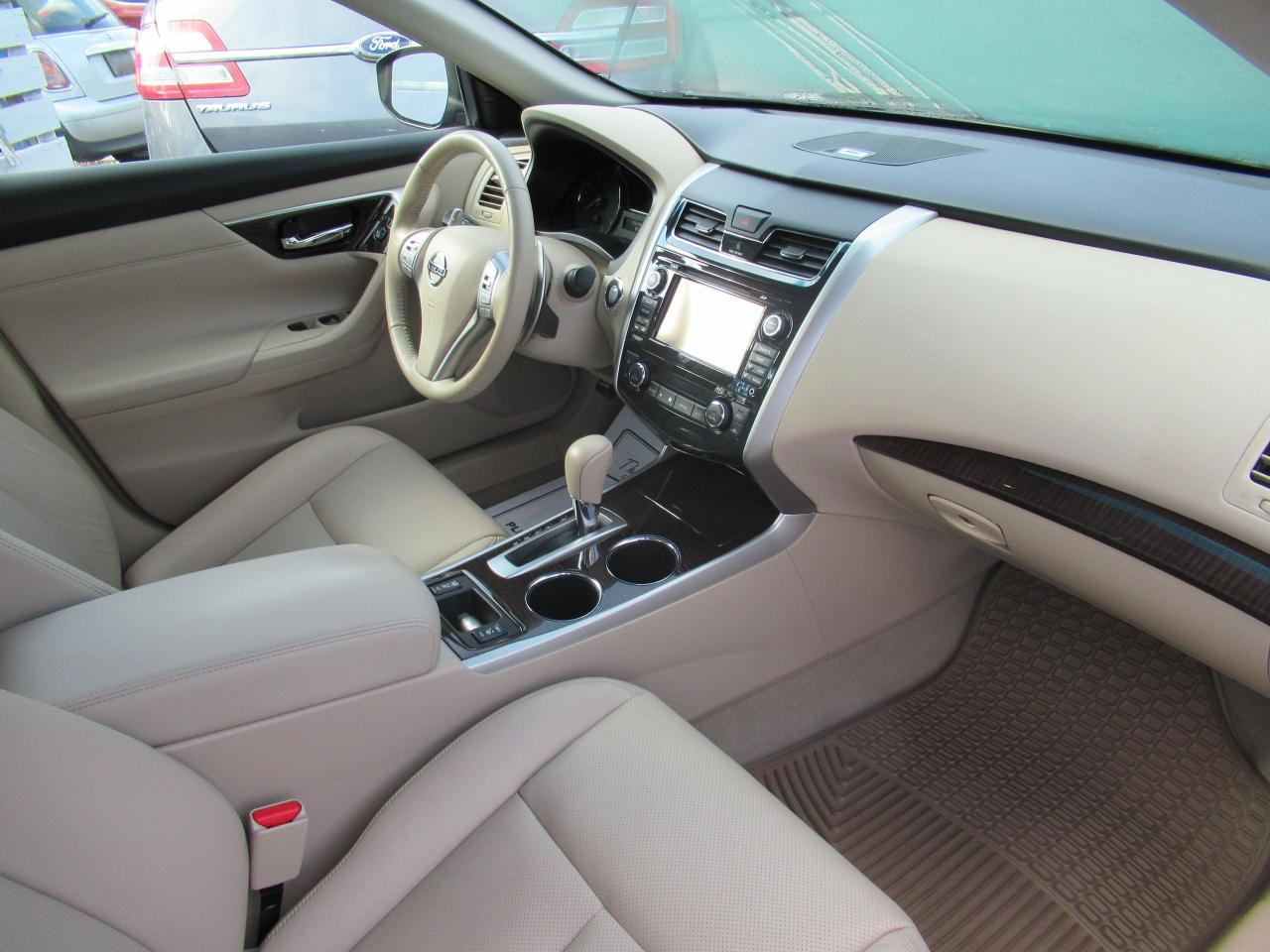 2013 Nissan Altima 3.5 SL - Photo #9