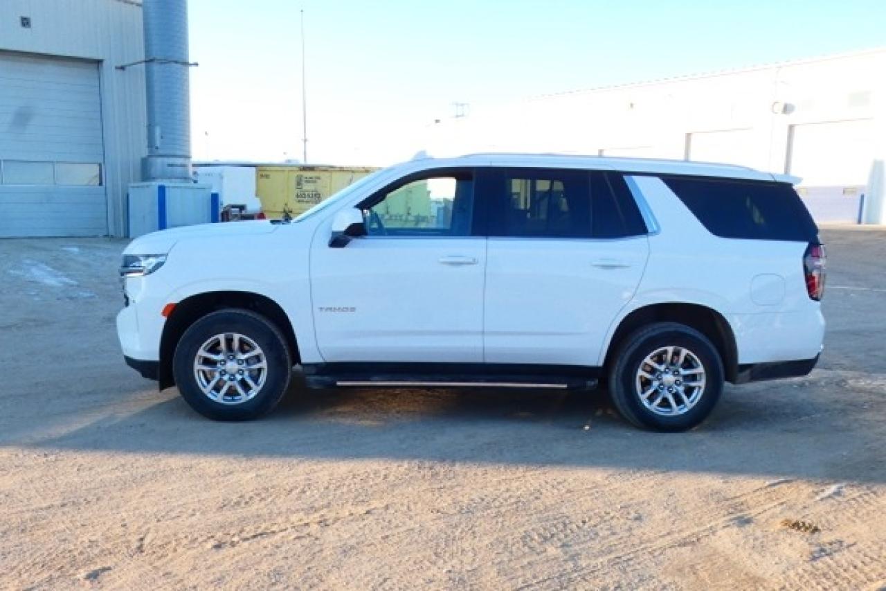 2023 Chevrolet Tahoe LS w/power cloth seats, BUC