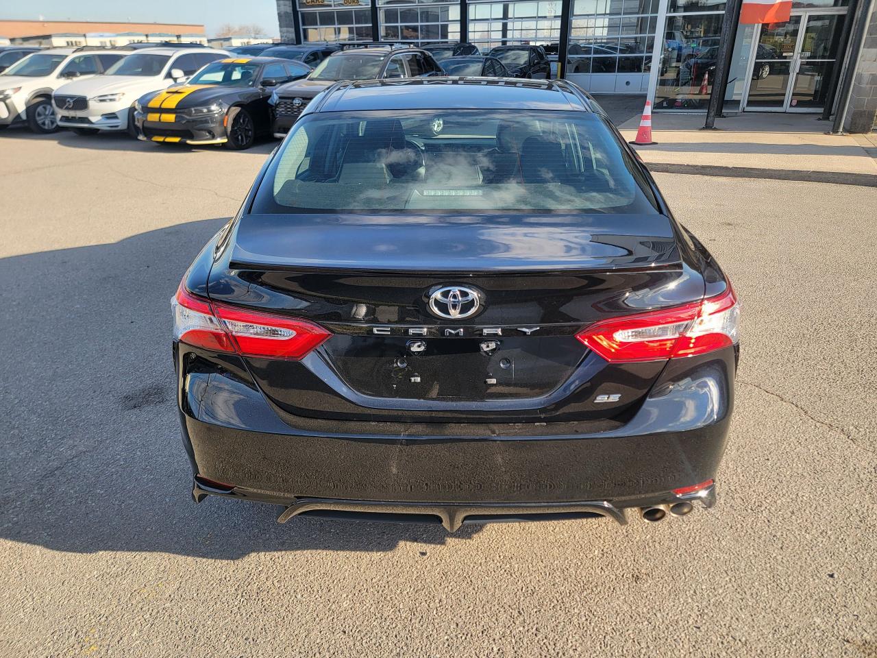 2020 Toyota Camry SE - Photo #6