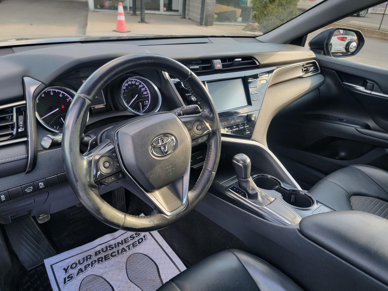 2020 Toyota Camry SE - Photo #9