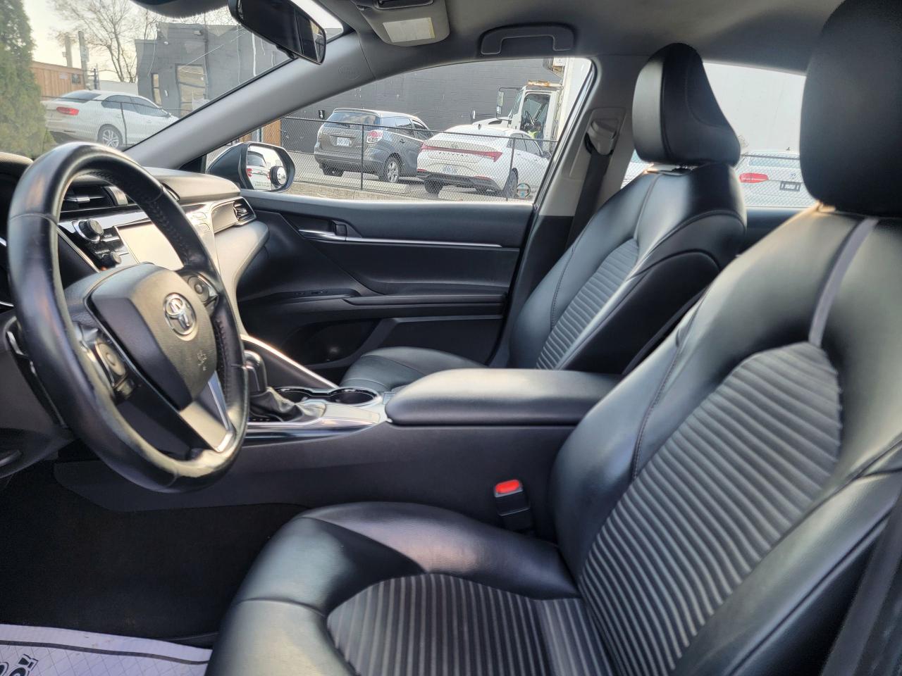 2020 Toyota Camry SE - Photo #10