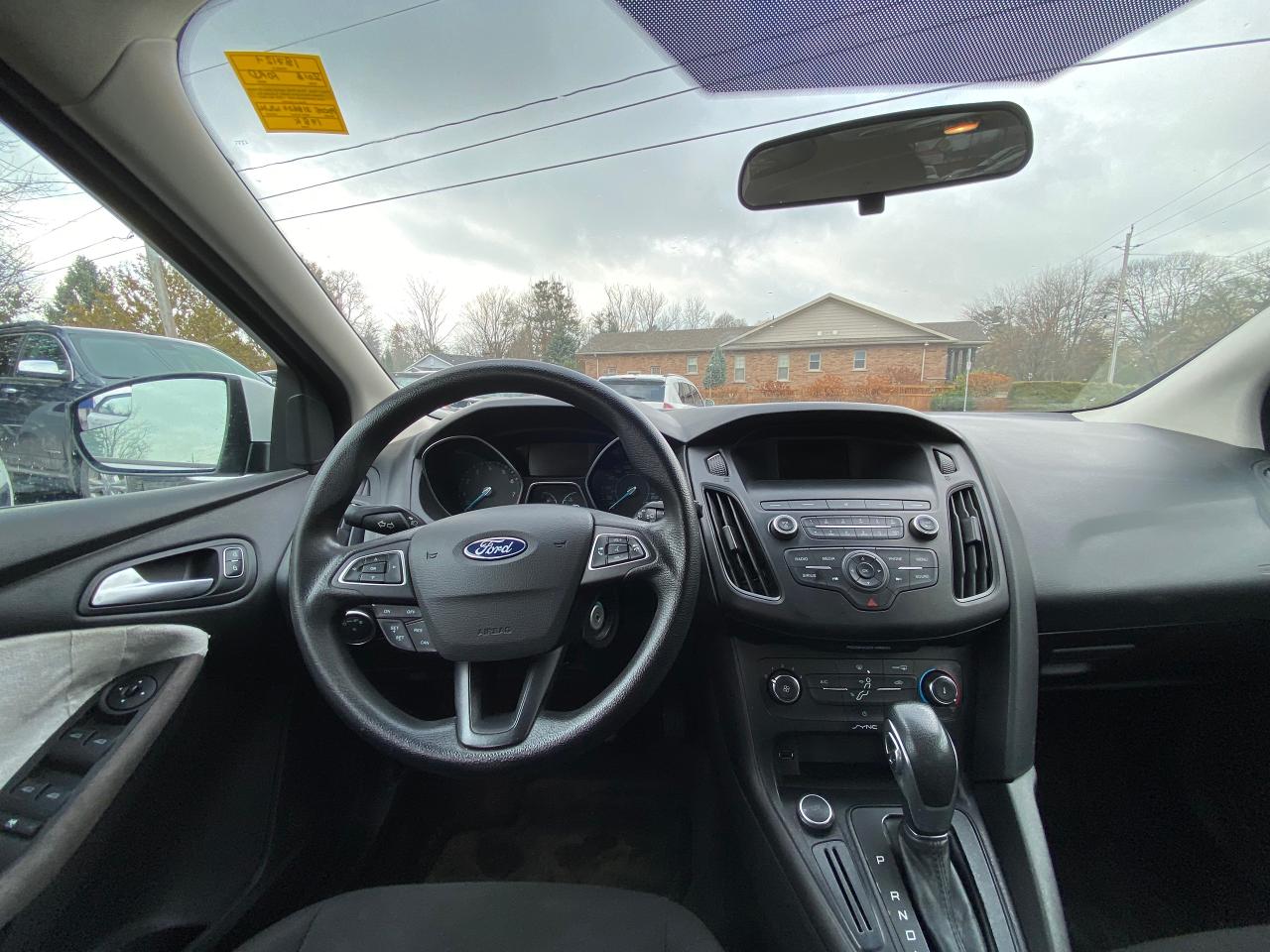 2018 Ford Focus SE Hatch - Photo #16