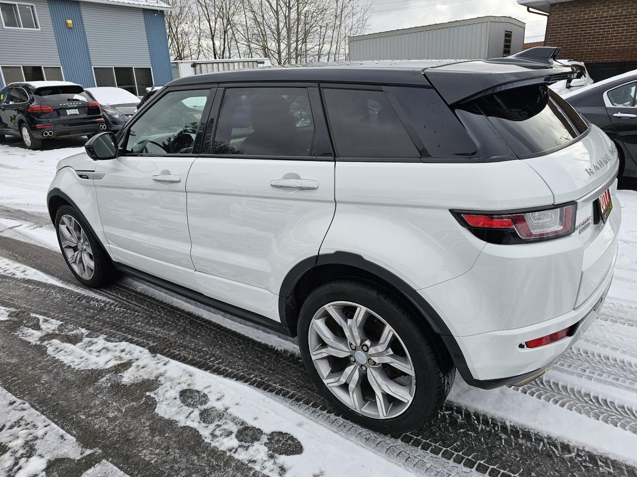 2017 Land Rover Range Rover Evoque Autobiography, FULLY FULLY LOADED, ONLY 64 KM - Photo #6