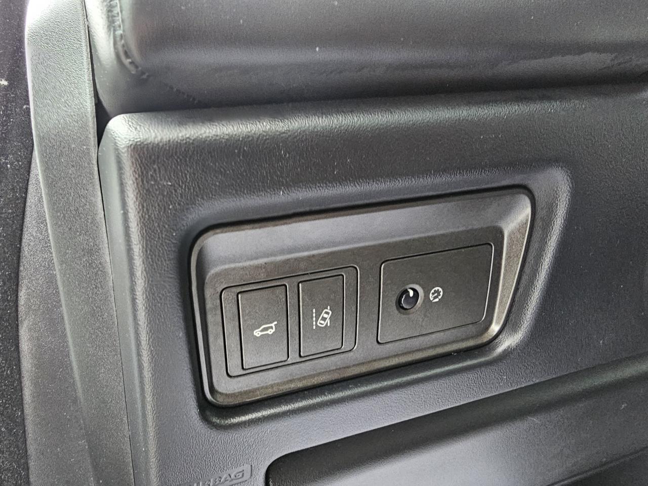 2017 Land Rover Range Rover Evoque Autobiography, FULLY FULLY LOADED, ONLY 64 KM - Photo #16