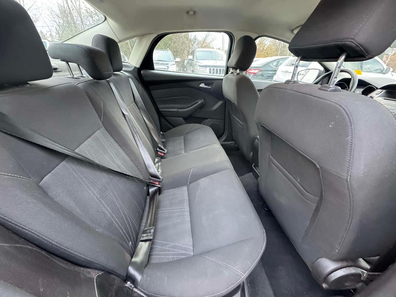 2016 Ford Focus 4DR SDN SE - Photo #10