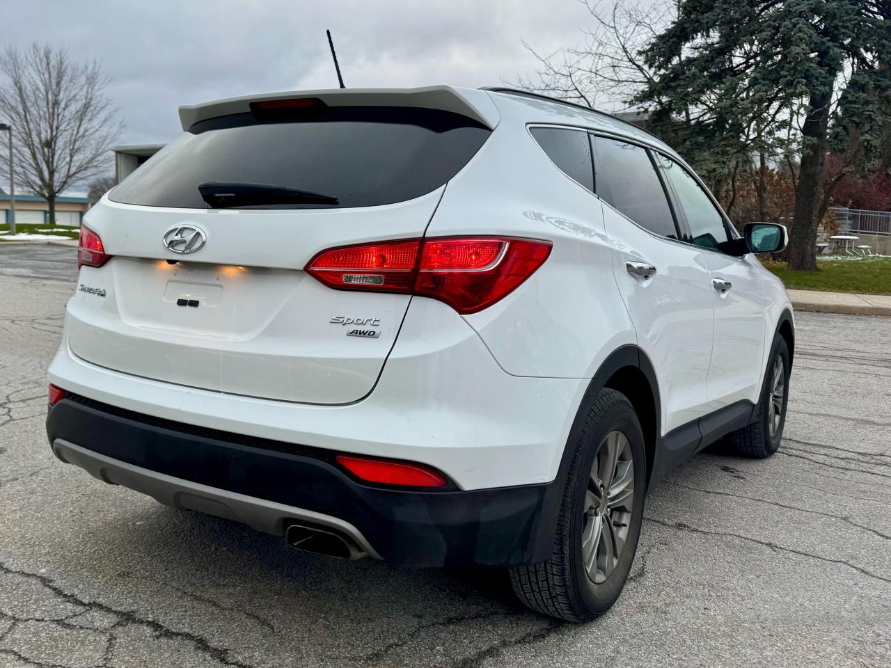 2016 Hyundai Santa Fe Sport AWD  2.4L Certified Photo2