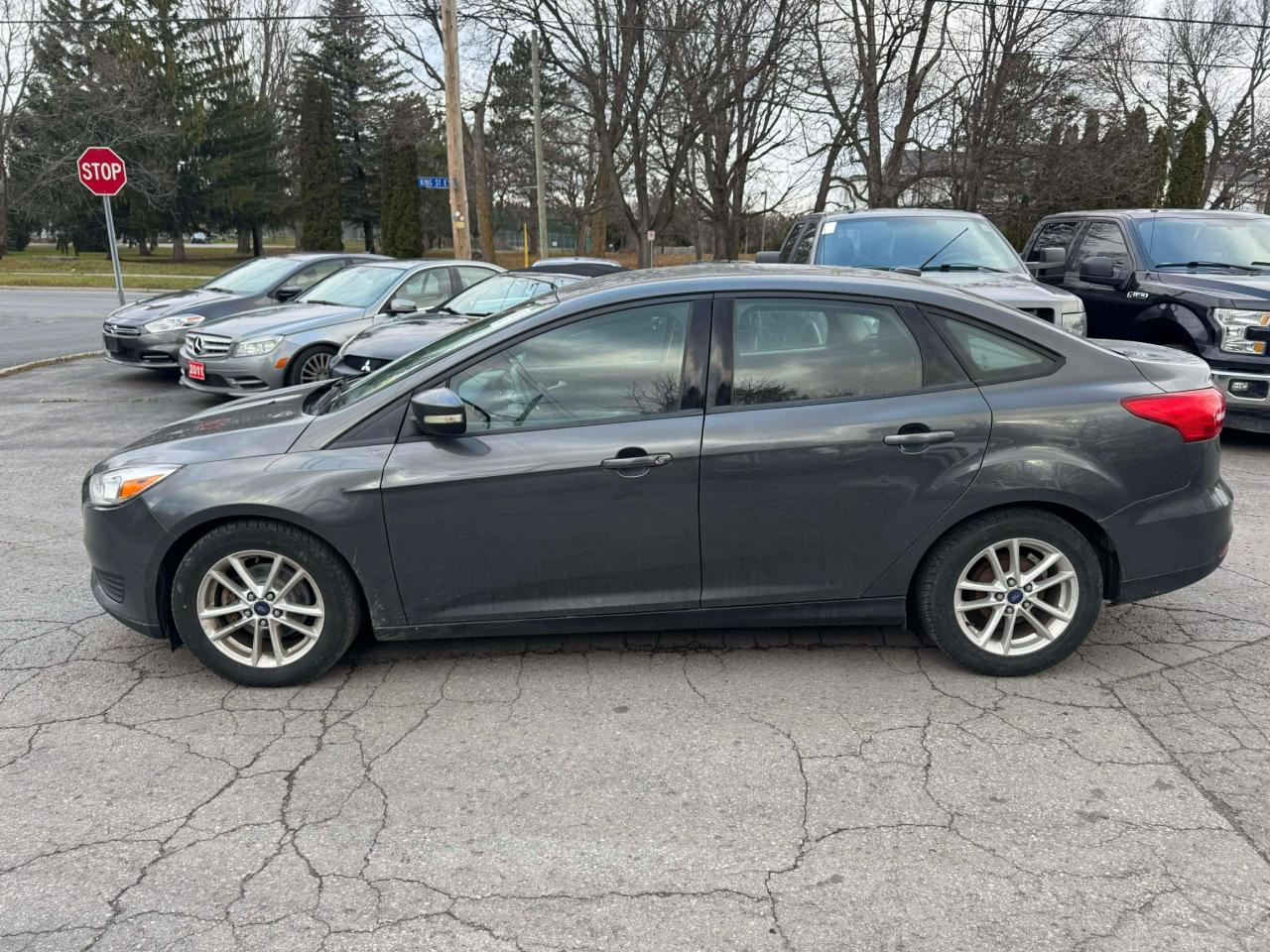 2016 Ford Focus 4DR SDN SE - Photo #5