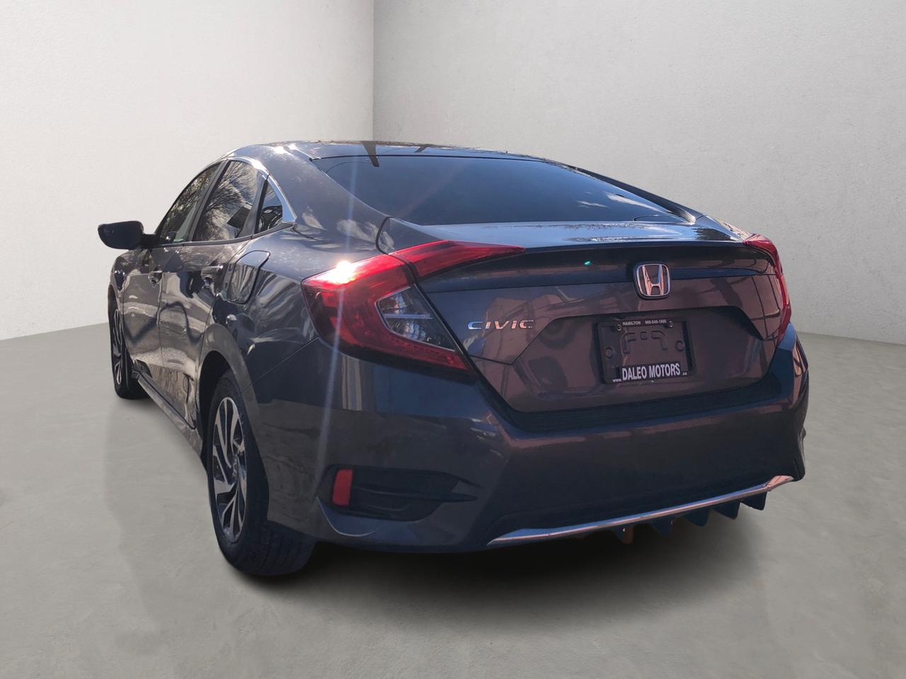 2019 Honda Civic LX / MANUAL / B.CAM / H.SEATS Photo3