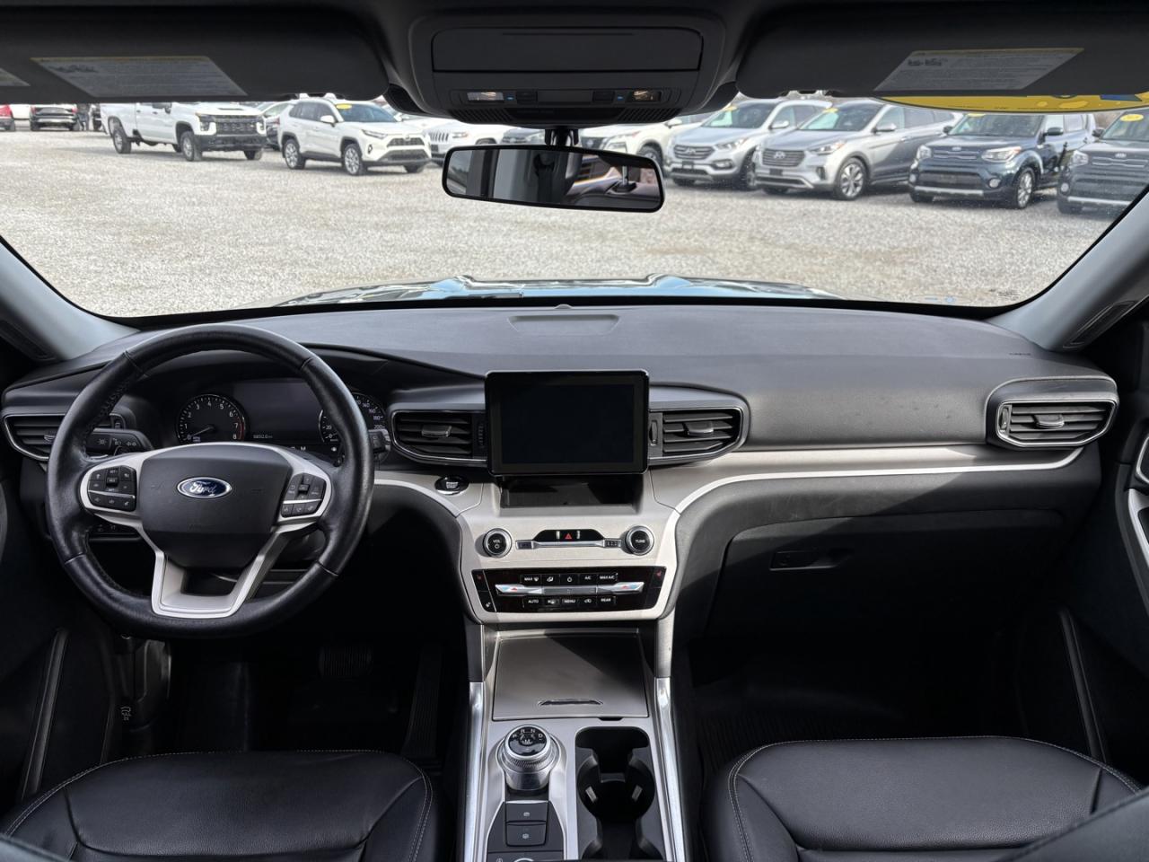 2020 Ford Explorer XLT Photo