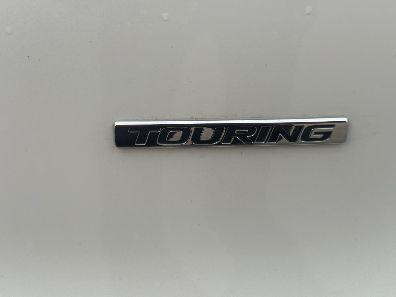 2025 Honda CR-V Touring Hybrid AWD - Photo #22