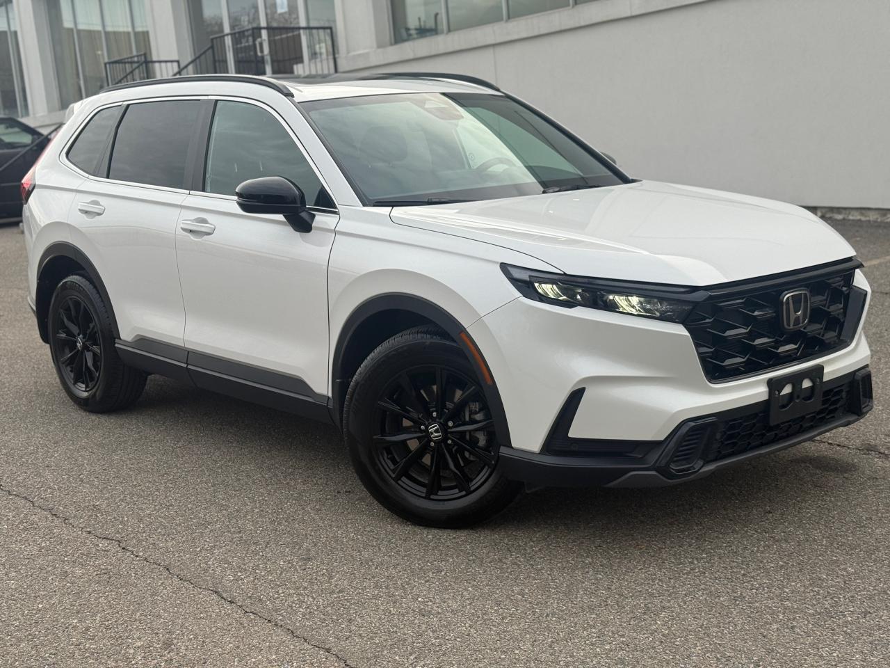 2025 Honda CR-V Touring Hybrid AWD Photo2