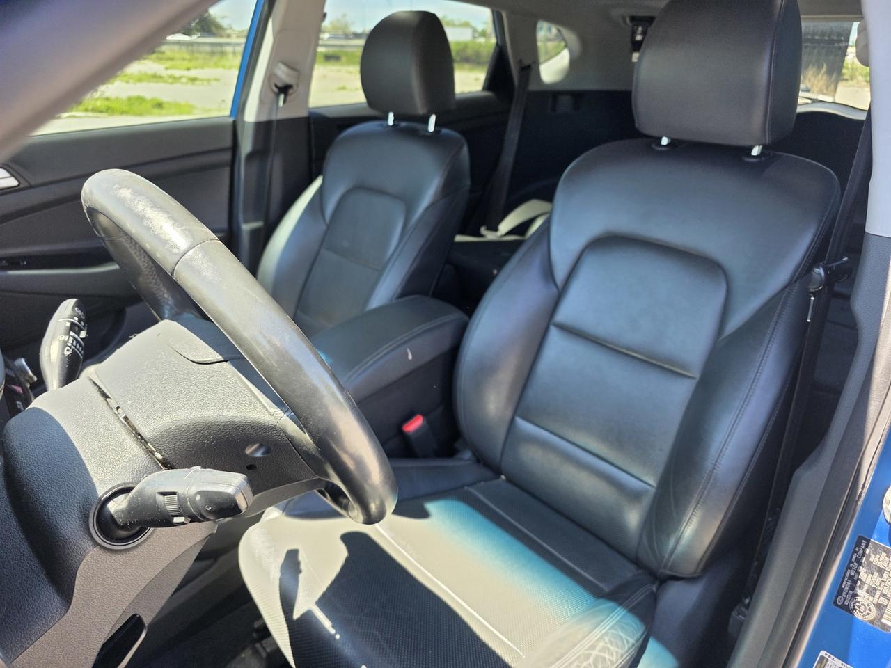 2019 Hyundai Tucson Luxury  AWD Photo