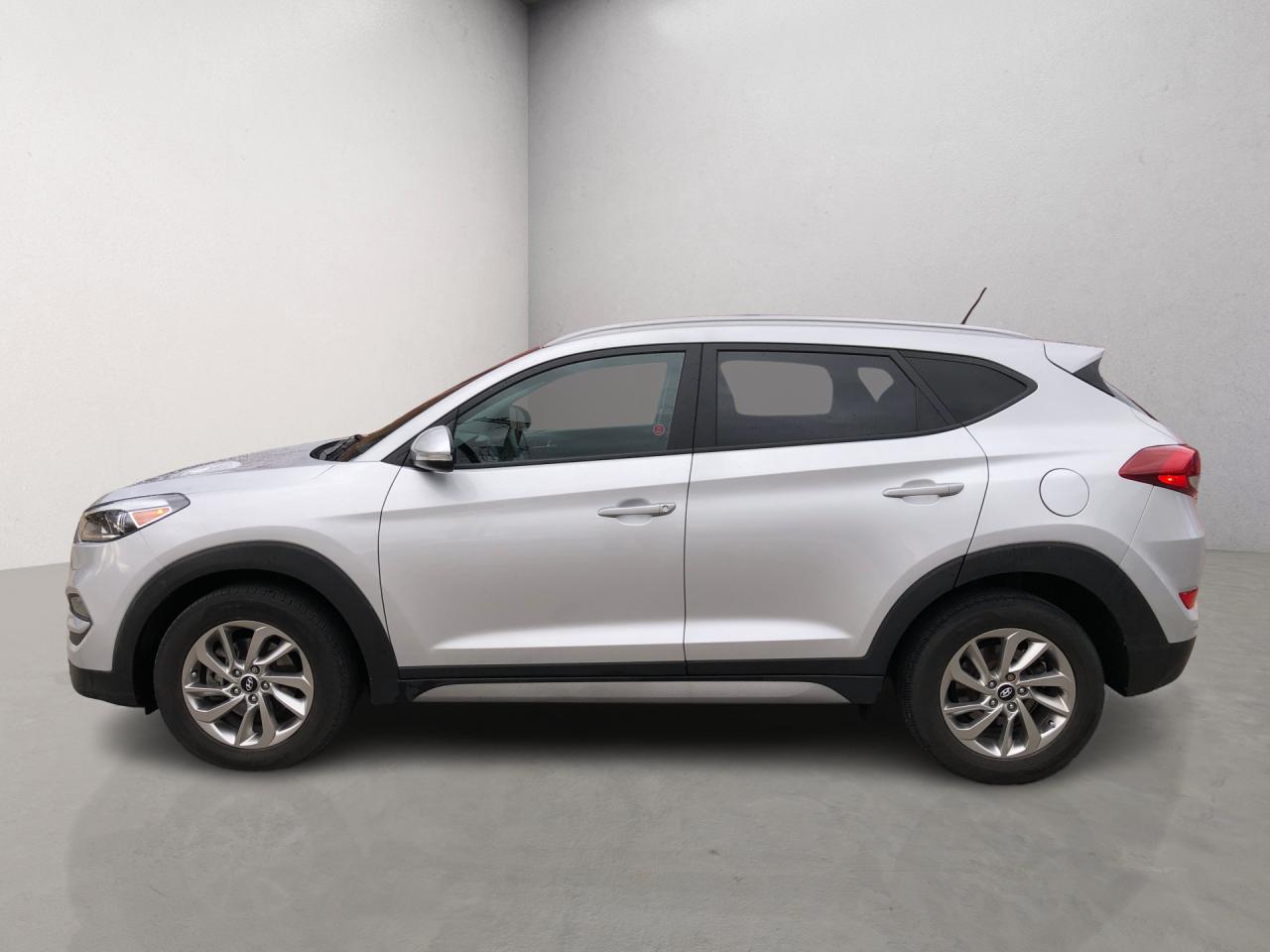 2017 Hyundai Tucson Premium / LOW KMS / HEATED SEATS / DVD Photo20