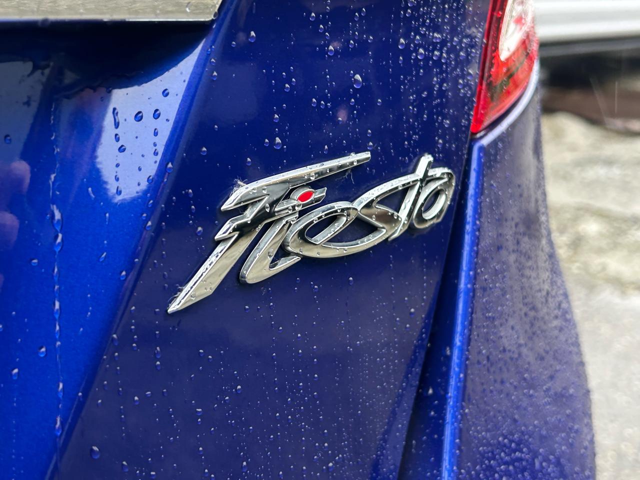 2014 Ford Fiesta Titanium - Photo #15