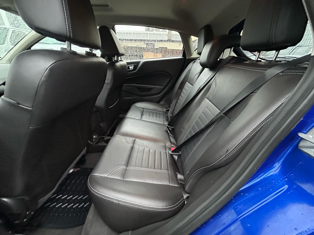 2014 Ford Fiesta Titanium - Photo #10