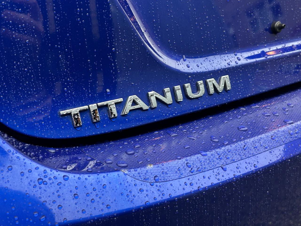 2014 Ford Fiesta Titanium - Photo #16