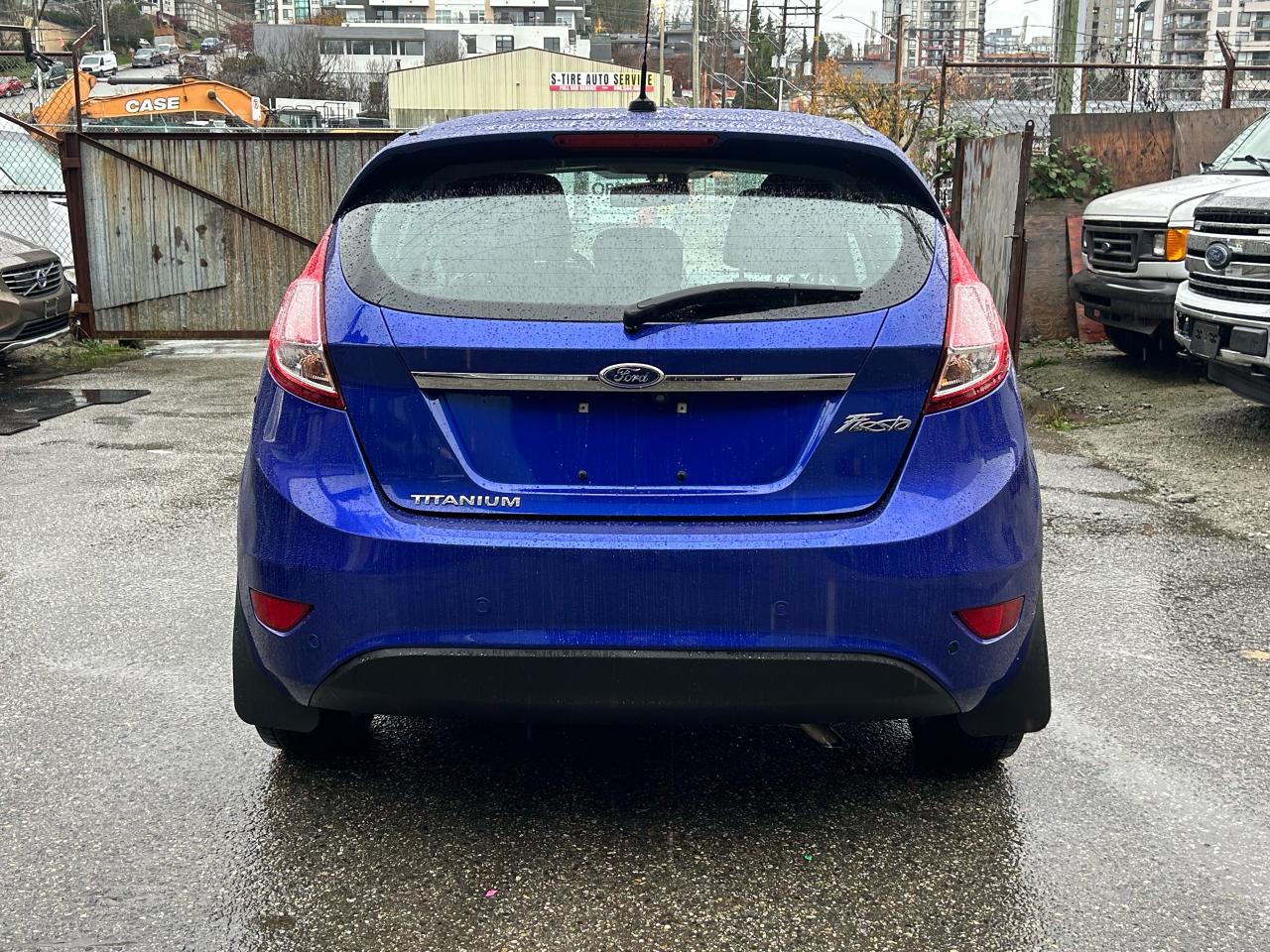 2014 Ford Fiesta Titanium - Photo #7