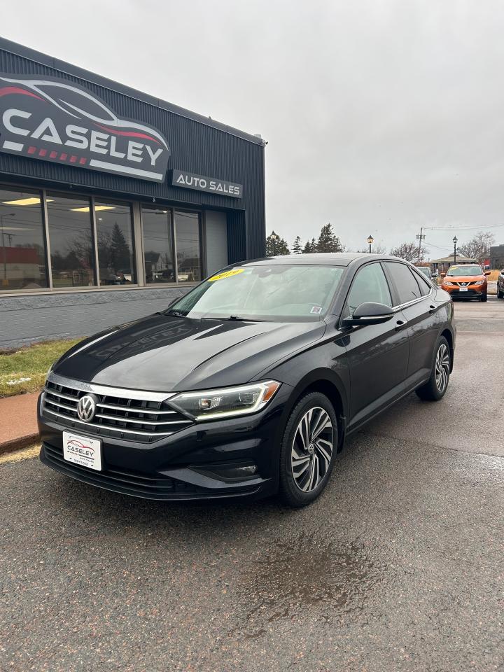 <p class=MsoNormal><span style=font-size: 14pt; color: #ba372a;><strong style=font-size: 24px;>$91/Weekly payments based on market value price of $22,498</strong></span></p><p class=MsoNormal><span style=font-size: 14pt; color: #000000;><strong>Easiest approval process on PEI&hellip; You are approved.</strong></span></p><p class=MsoNormal><span style=text-decoration: underline; color: #ba372a;><span style=font-size: 14pt;><strong>Here to help get you driving.</strong></span></span></p><p class=MsoNormal><strong>2 Month 4000 Km Limited Warranty Included</strong></p><p class=MsoNormal><strong>New MVI / Oil Change</strong></p><p class=MsoNormal><strong>100+ Multipoint inspection</strong></p><p class=MsoNormal><strong>Short term ownership options</strong></p><p class=MsoNormal><strong>Affordable Payments</strong></p><p>&nbsp;</p><p>&nbsp;</p><p class=MsoNormal><strong style=font-size: 10.6667px;>*Payment showcased based a short term ownership program O.A.C, payments estimated on value market pricing at time of posting and is subject to change without notice.</strong></p>