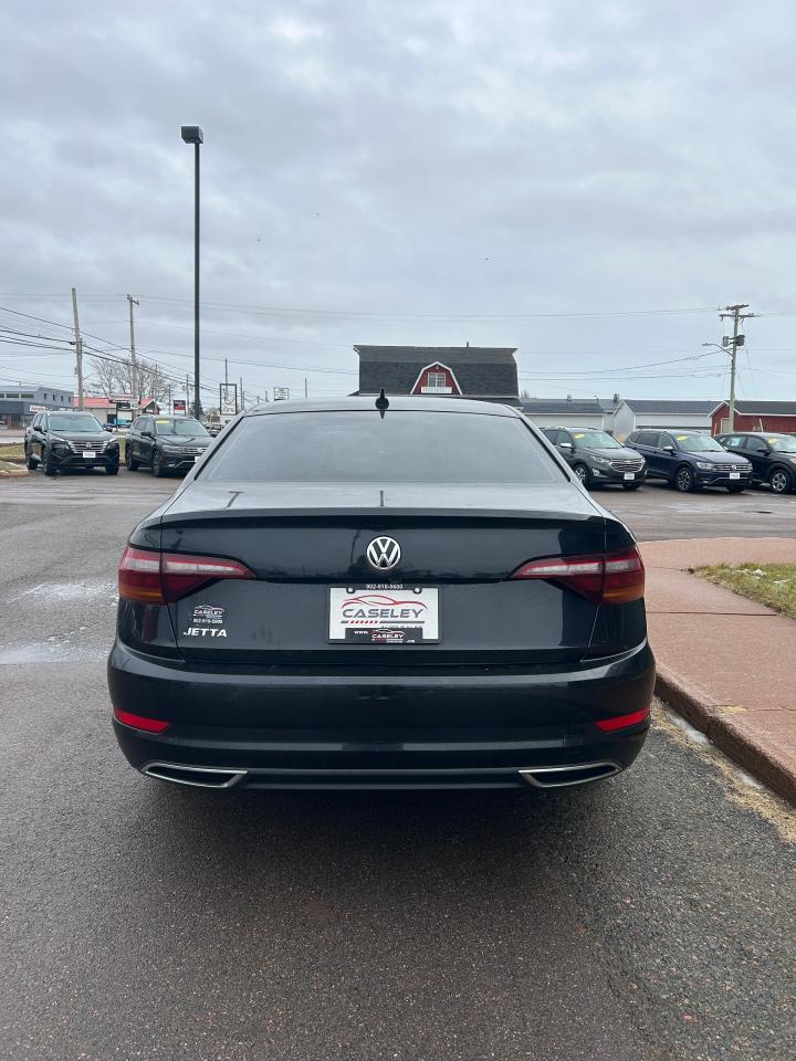 2019 Volkswagen Jetta Execline Photo